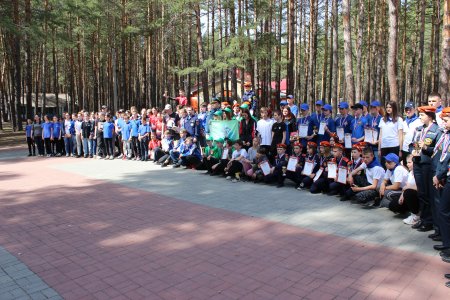Состоялась торжественная церемония закрытия краевых соревнований «Школа безопасности» и «Юный спасатель» в Алтайском крае