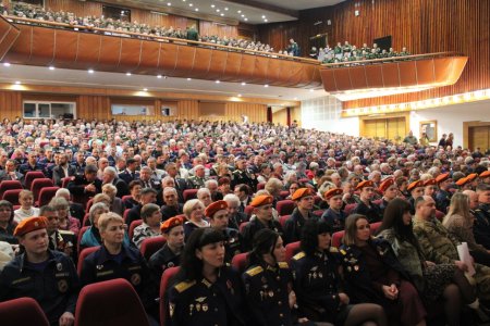 Юные спасатели Костромского регионального отделения "Школа безопасности" приняли участие в областном концерте, посвященном Дню защитника Отечества