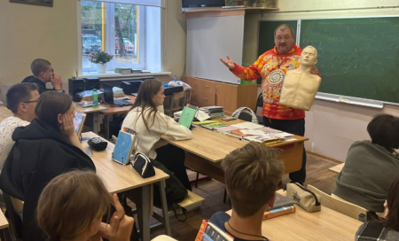 ПЕРВАЯ ПОМОЩЬ СТАРШЕКЛАССНИКАМ ПОДМОСКОВНЫХ ШКОЛ