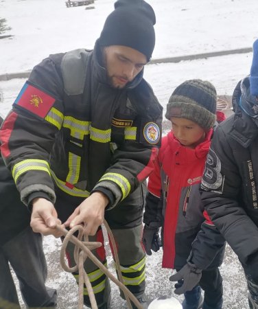 Юные пожарные: от теории к практике!