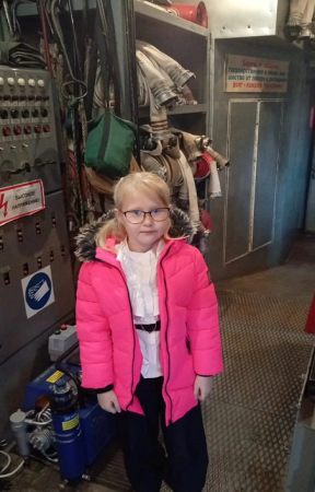 Яхина Амира, г. Янаул Республика Башкортостан. Представляем конкурсанта Всероссийского творческого конкурса для детей и молодёжи «МОЯ СЕМЬЯ - МОЯ ОПОРА»