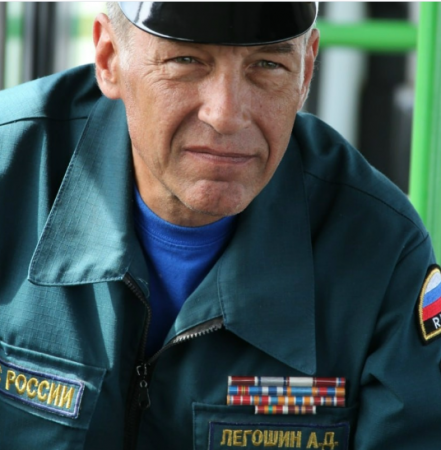 С глубокой скорбью и болью